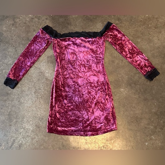 Kimchi Blue Ryder Velvet & Lace Mini Dress 90’s Vampire Urban Outfitters Med - Picture 5 of 9